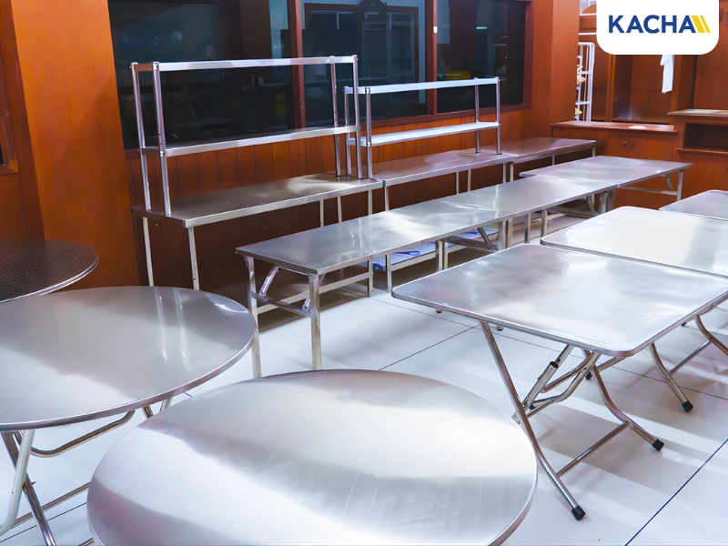 โต๊ะสแตนเลส