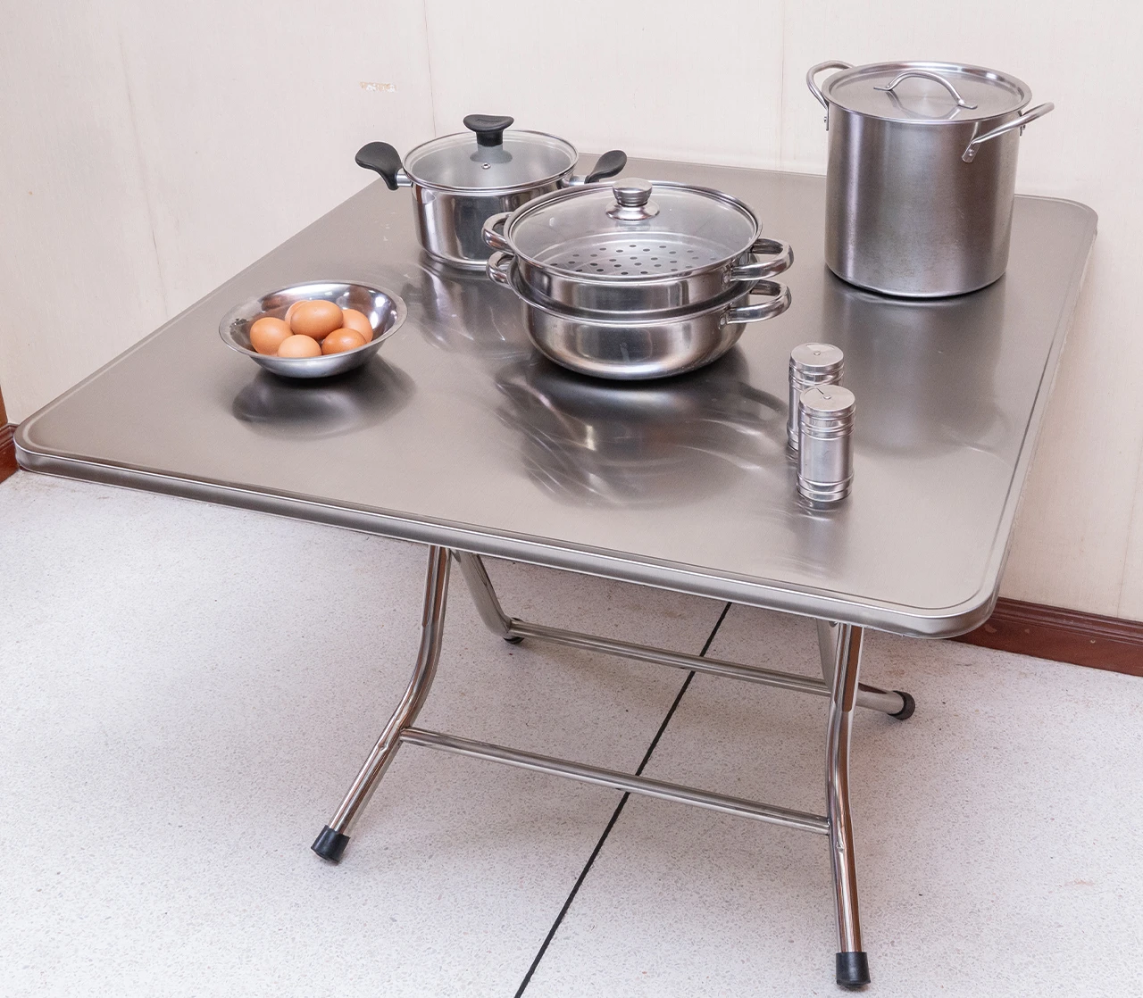 โต๊ะสแตนเลส Kacha